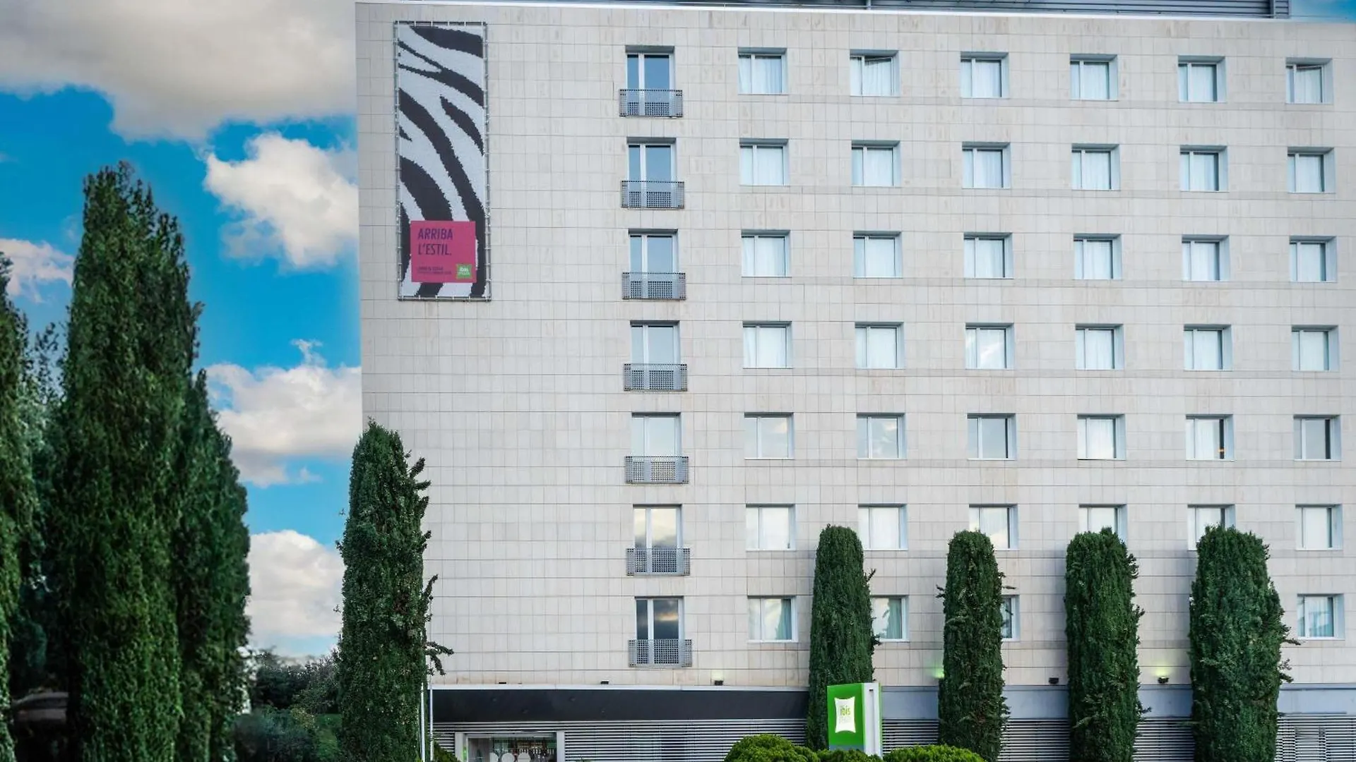 Ibis Styles Barcelona Sant Joan Despi Hotel 4*,  Spanje
